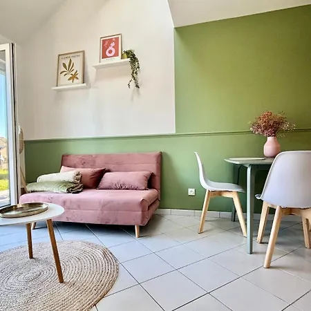 Alencon Avec Terrasse Et Parking Apartment *